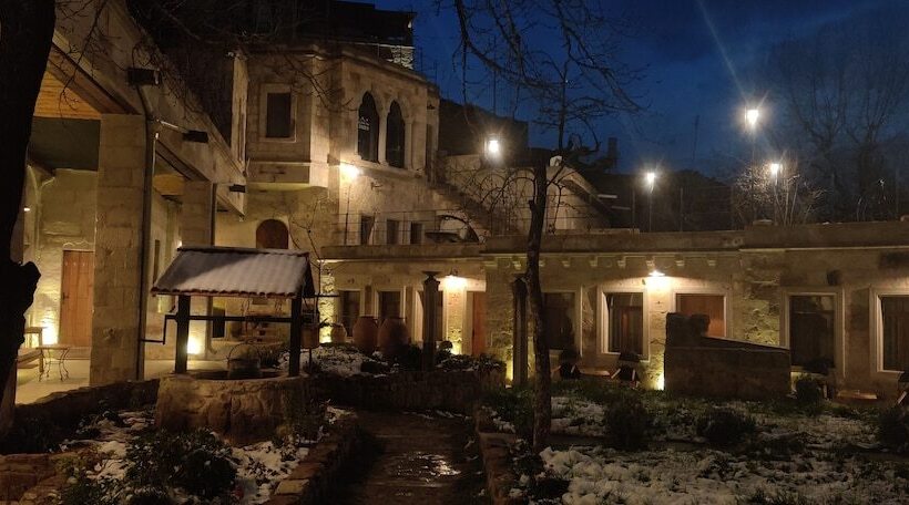 هتل Sarnich Cave Suites