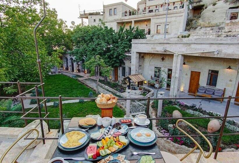 هتل Sarnich Cave Suites