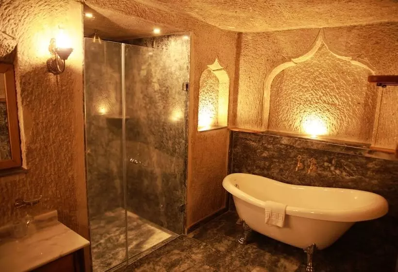 ホテル Sarnich Cave Suites