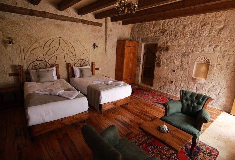 هتل Sarnich Cave Suites