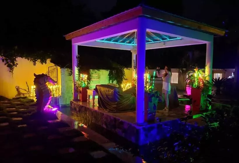 Hotelli Villa De La Vida