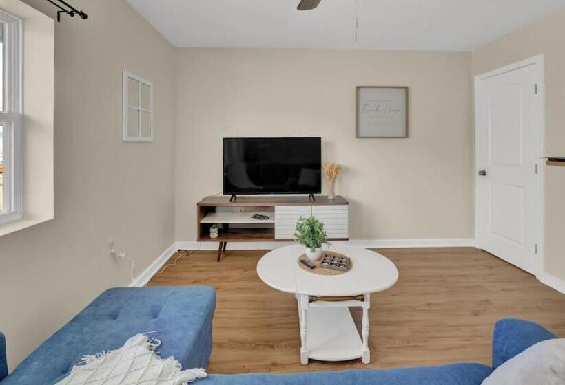 모텔 Bahama Breeze Suites