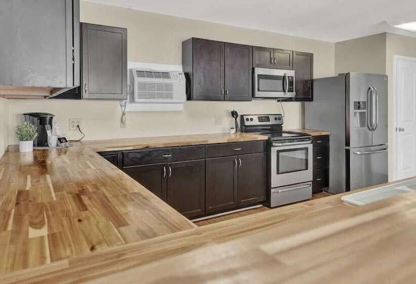 모텔 Bahama Breeze Suites