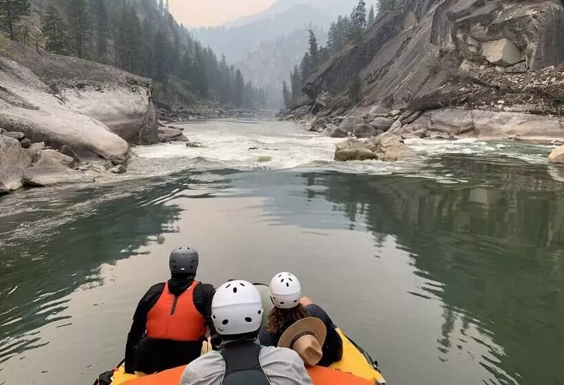 モーテル River S Fork Lodge