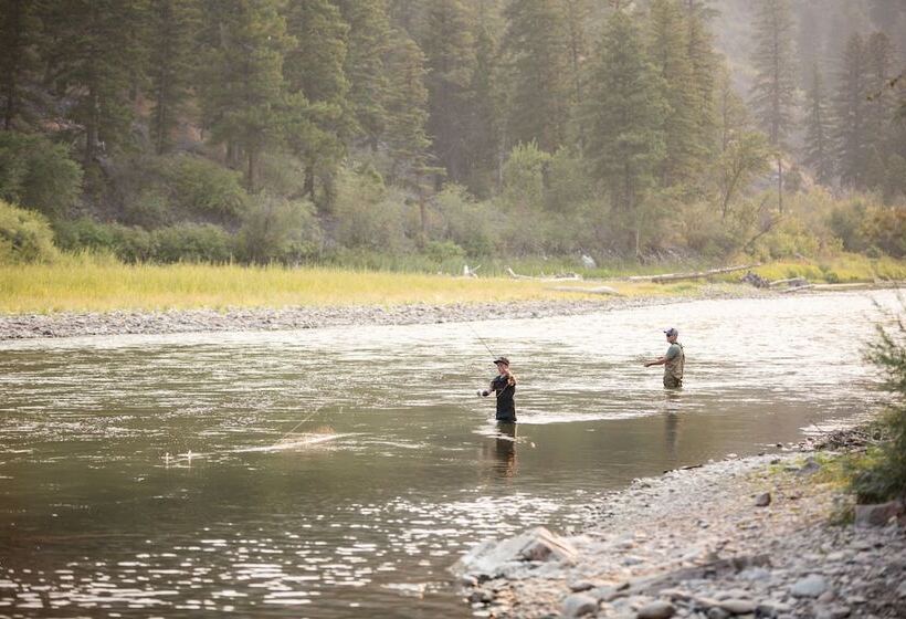 汽车旅馆 River S Fork Lodge