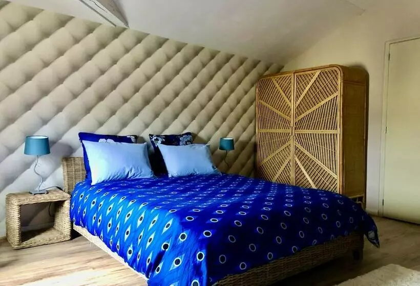 Majatalo Le Numéro 15