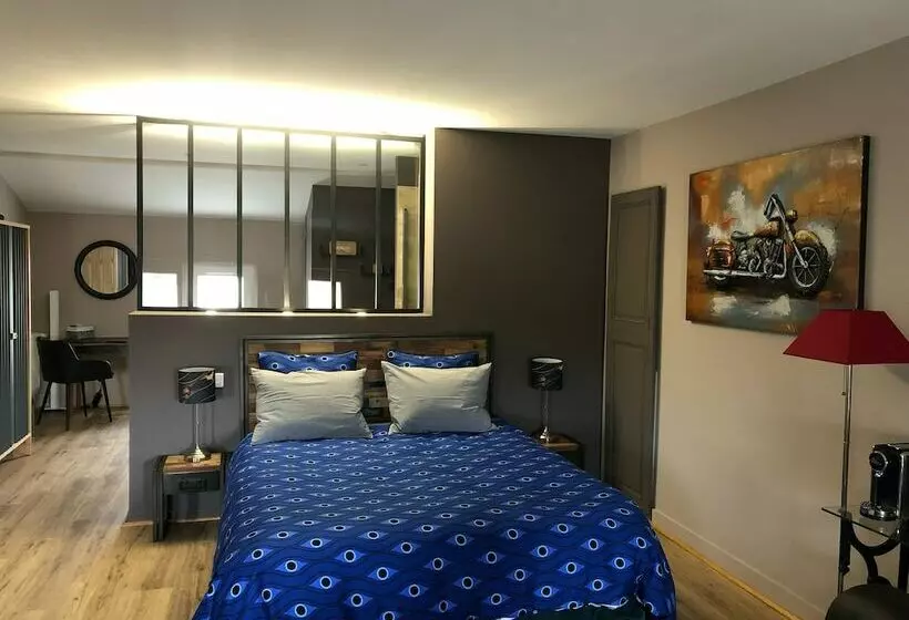 Majatalo Le Numéro 15