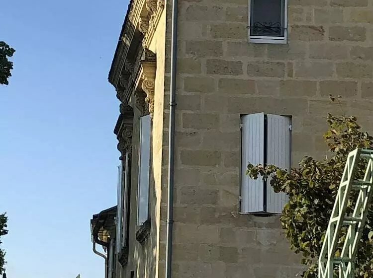 Majatalo Le Numéro 15