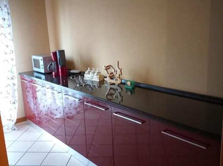 ペンション Room In Guest Room   Orange Room In Apartment