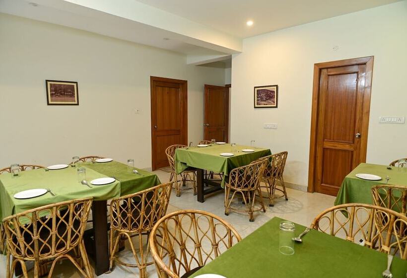 ペンション The Fern Villas Nainital