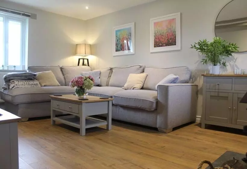 Stunning 3 Bed Cottage Near Totnes South Devon