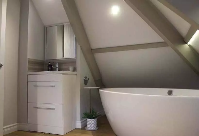 Stunning 3 Bed Cottage Near Totnes South Devon