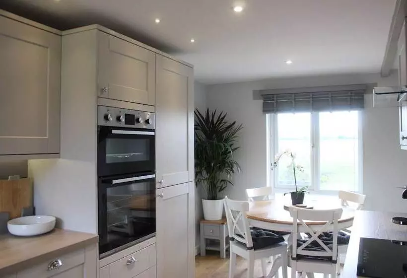 Stunning 3 Bed Cottage Near Totnes South Devon