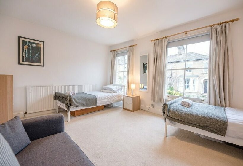 The Townhouse, Ipswich