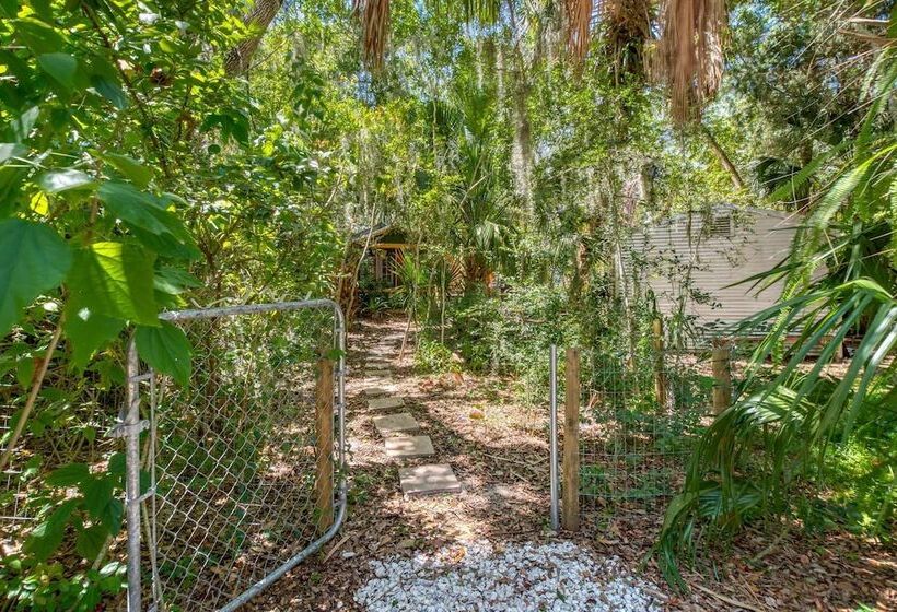 Tin Shed Revival Cabin