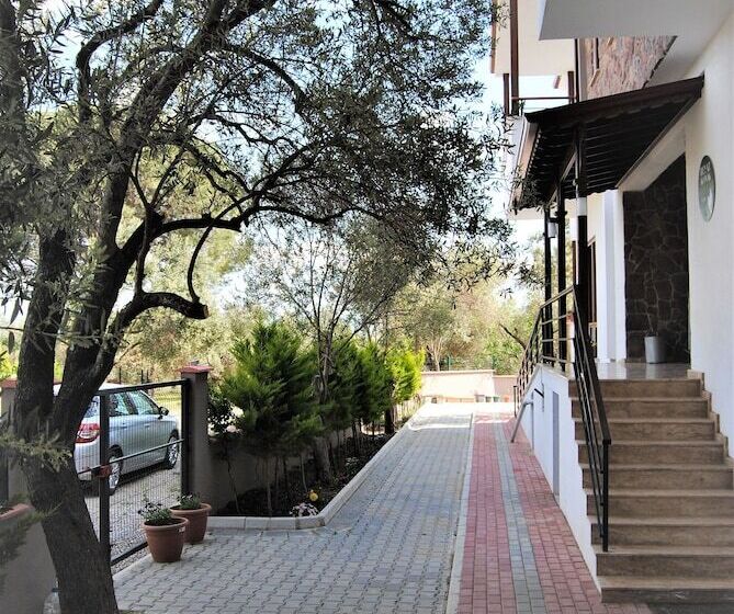 בית מלון כפרי Beyaz Konak Gure