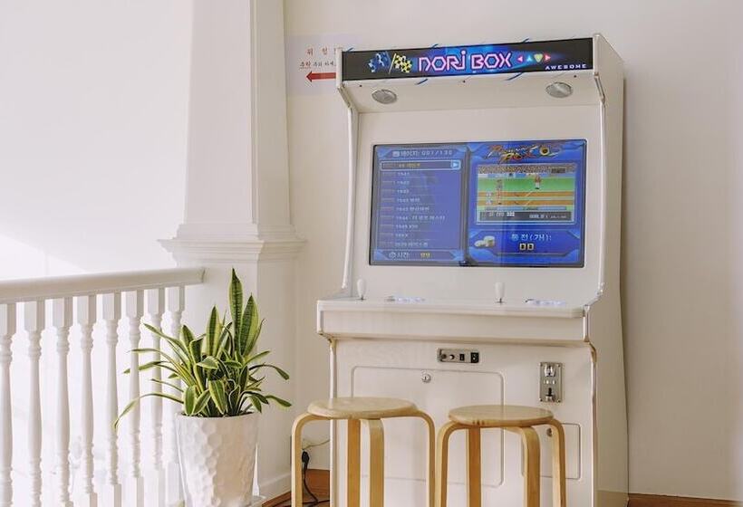 Daebudo Fullhouse Pension