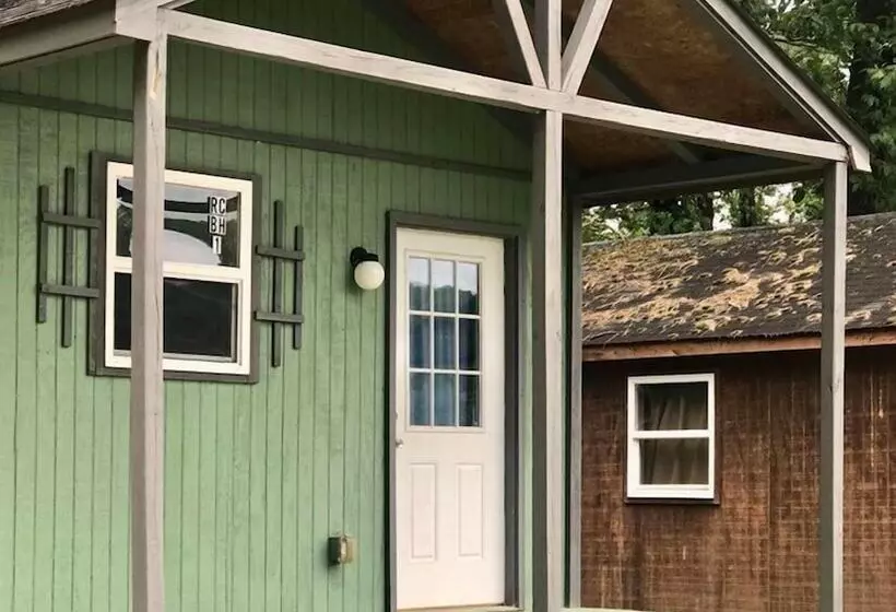 Hales Bar Marina And Resort