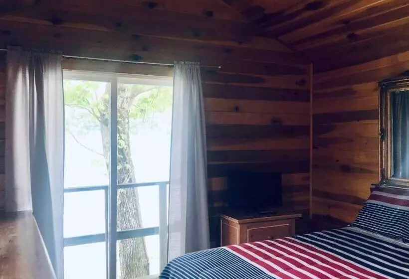 Hales Bar Marina And Resort