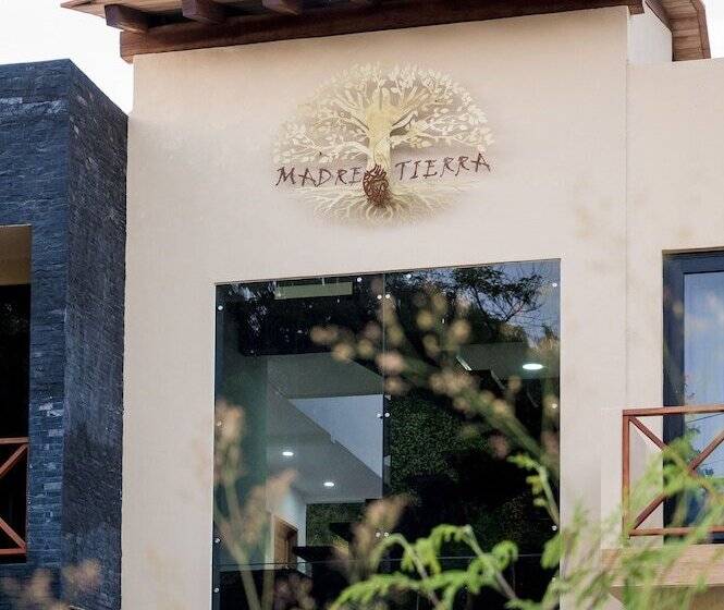 בית מלון כפרי Boutique Madre Tierra