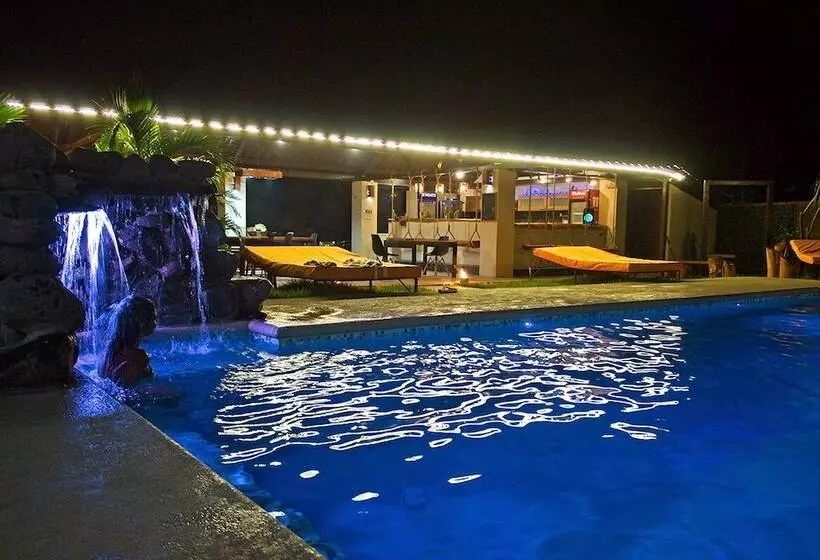 هتل Casa Swell Coronado