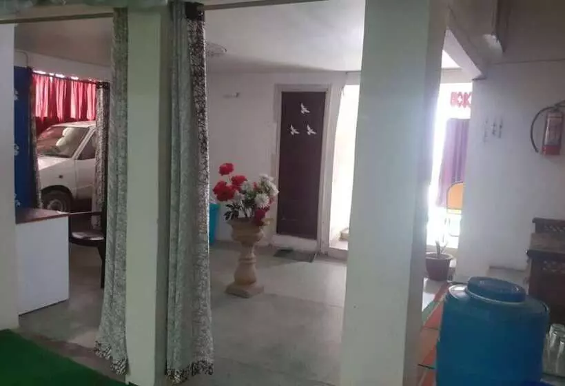 ホテル Goroomgo Sangita Paradise Nainital