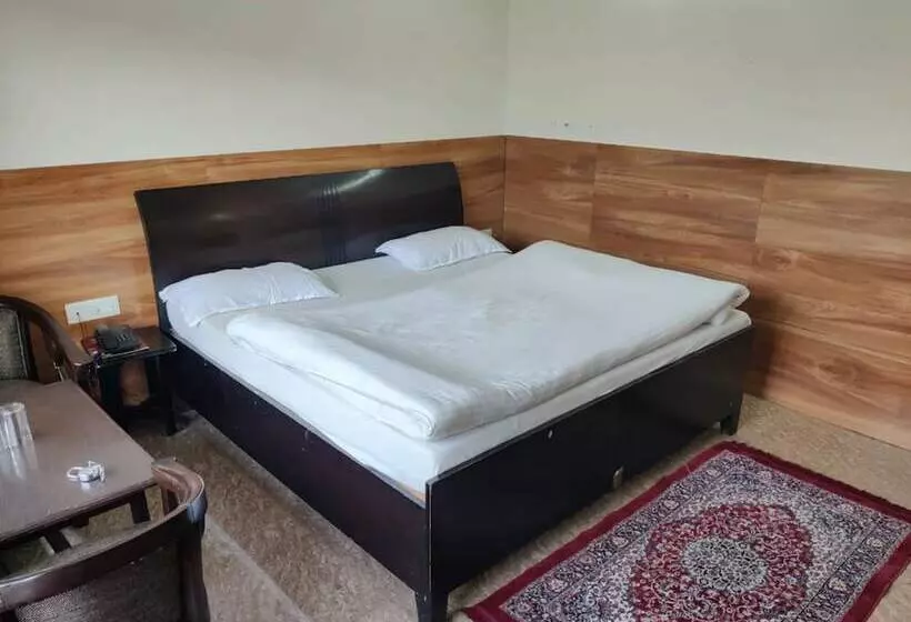 ホテル Goroomgo Sangita Paradise Nainital