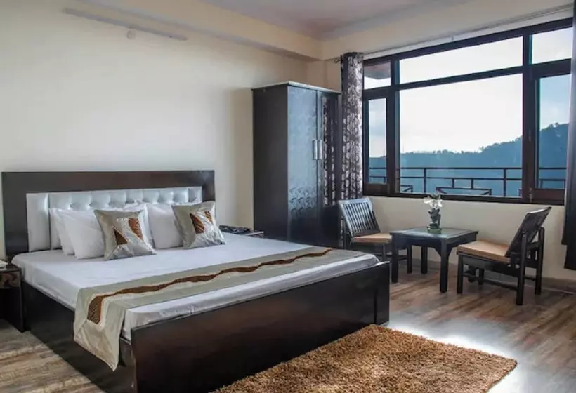 Hotelli Goroomgo Shimla Nature Ville