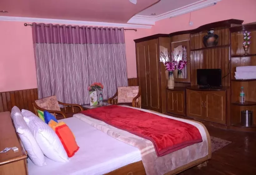 Hotelli Goroomgo Shimla Nature Ville