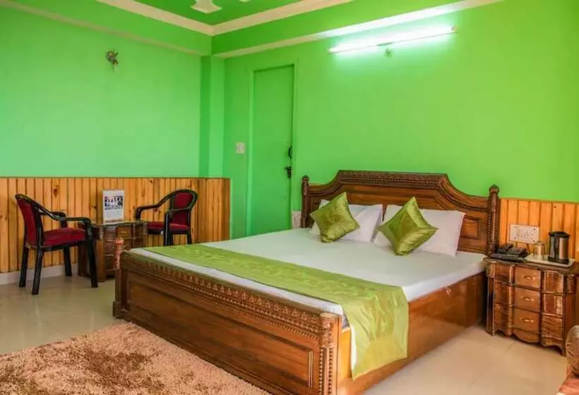 Hotelli Goroomgo Shimla Nature Ville