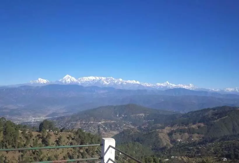 ホテル Goroomgo Snow View Guest House Kausani