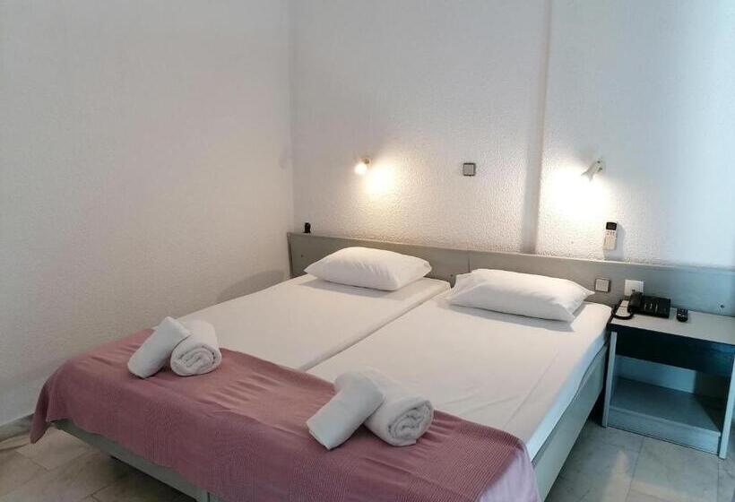 ホテル Pieria Mare