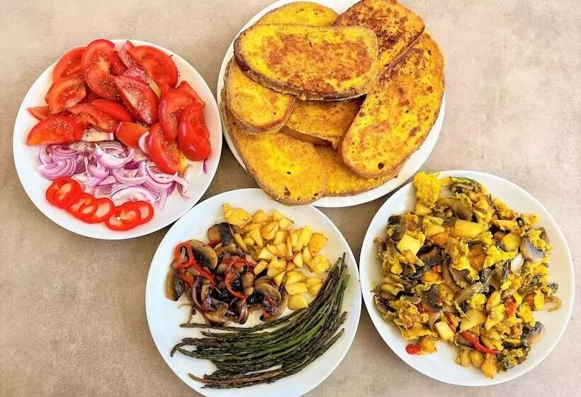 هتل Rustic Hill Private Pool Suites