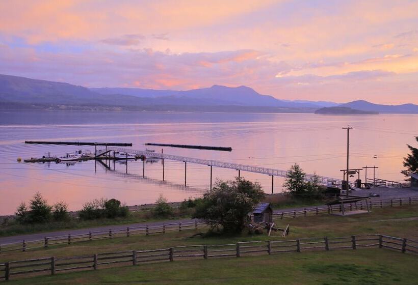 Hotel Sointula Lodge