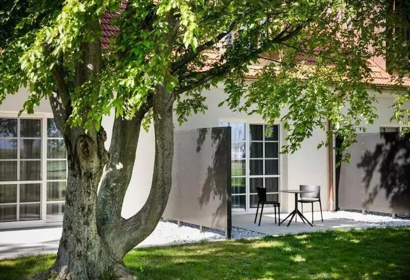 Hotelli Spitzerberg By Bsmart