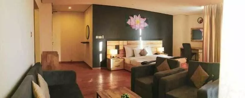 هتل Star Inn