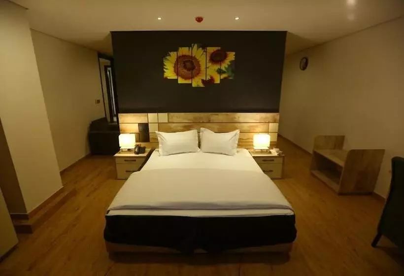 هتل Star Inn