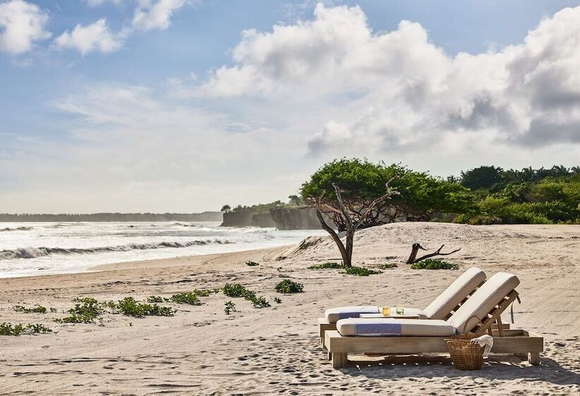 Отель Susurros Del Corazón, Auberge Resorts Collection