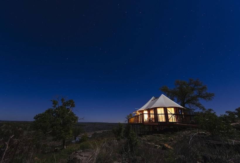 Отель Walden Retreats Hill Country