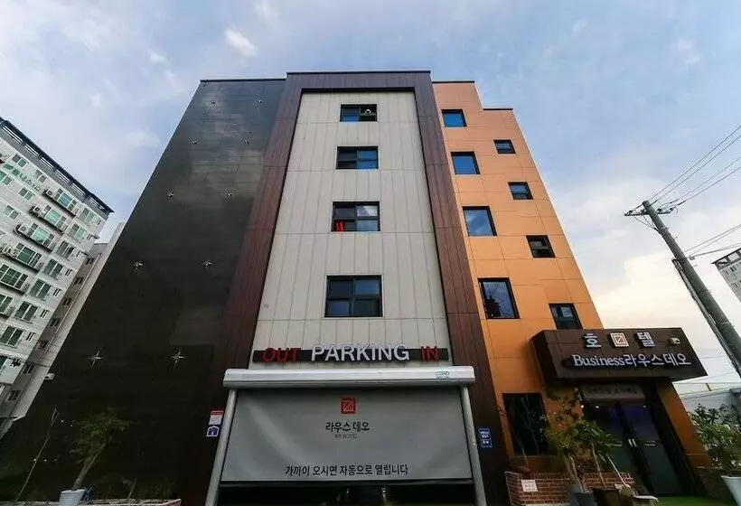 モーテル Pohang Jangseongdong Lausdeo