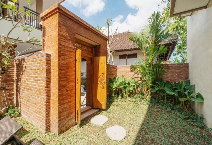 پانسیون Komala Homestay By Ecommerceloka