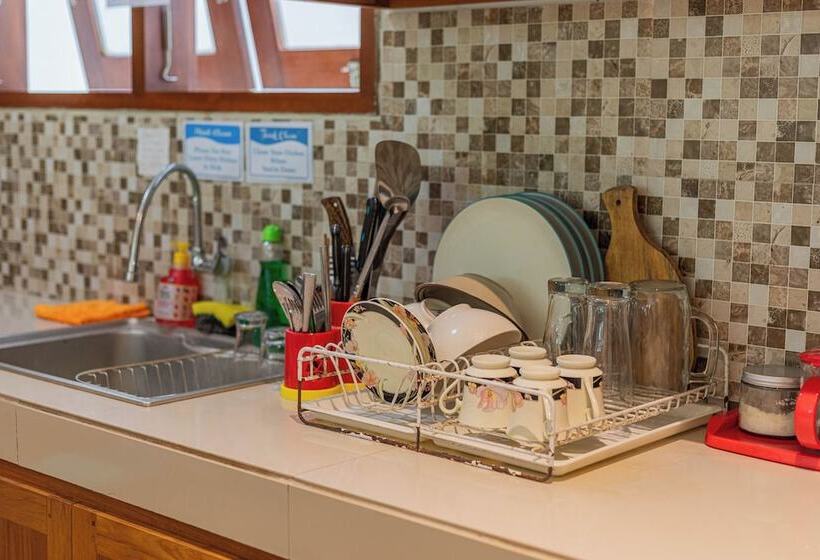 פנסיון Komala Homestay By Ecommerceloka