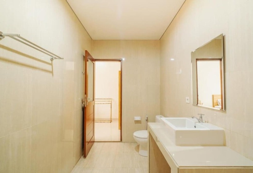 פנסיון Komala Homestay By Ecommerceloka