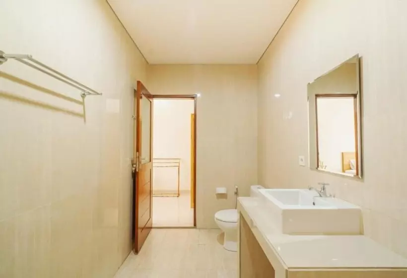 پانسیون Komala Homestay By Ecommerceloka