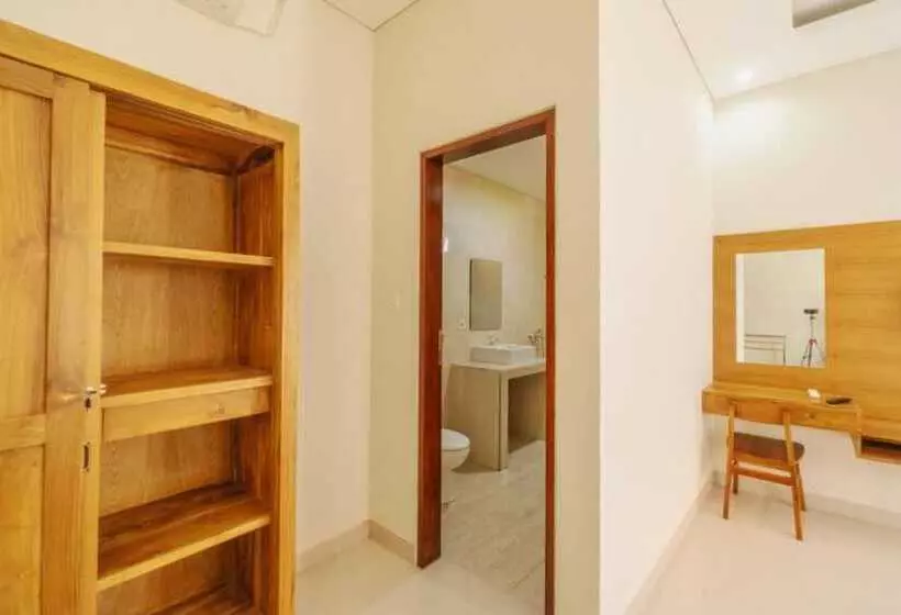 پانسیون Komala Homestay By Ecommerceloka