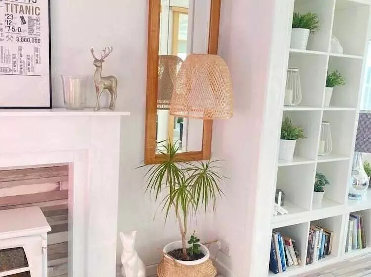 Seaview Cottage On The Island