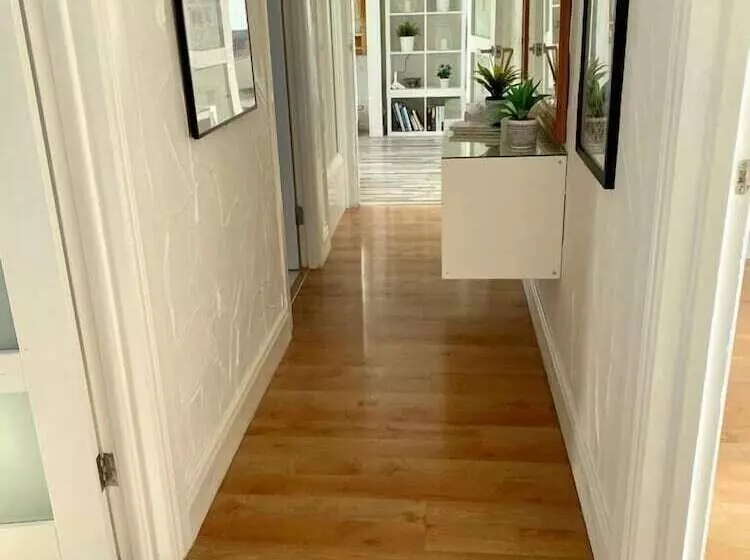 Seaview Cottage On The Island