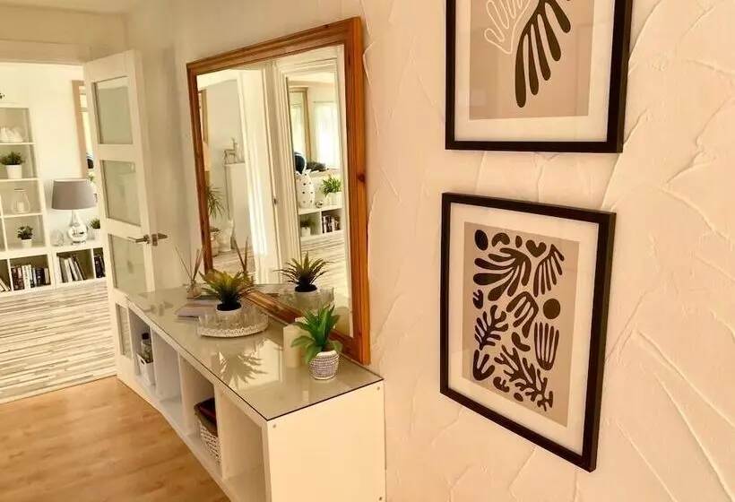 Seaview Cottage On The Island