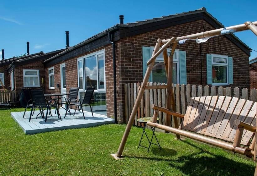 Stunning 3 Bed Cottage In Lowestoft