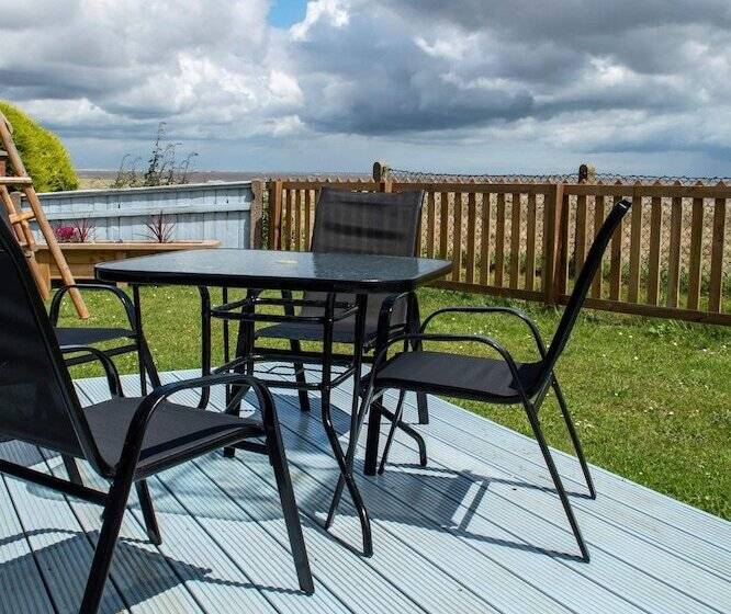 Stunning 3 Bed Cottage In Lowestoft